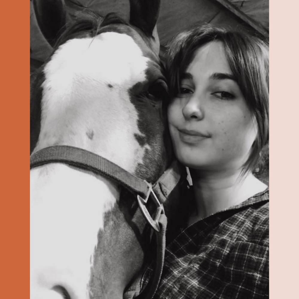 Meet your Posher, Jasmin